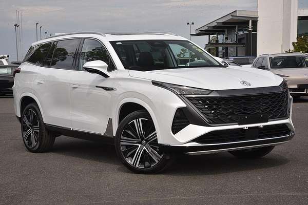 2025 MG QS Essence IS31