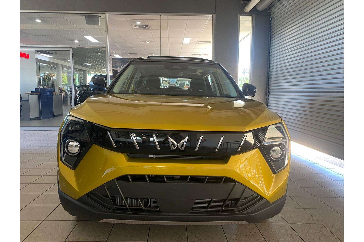 2025 Mahindra XUV3X0