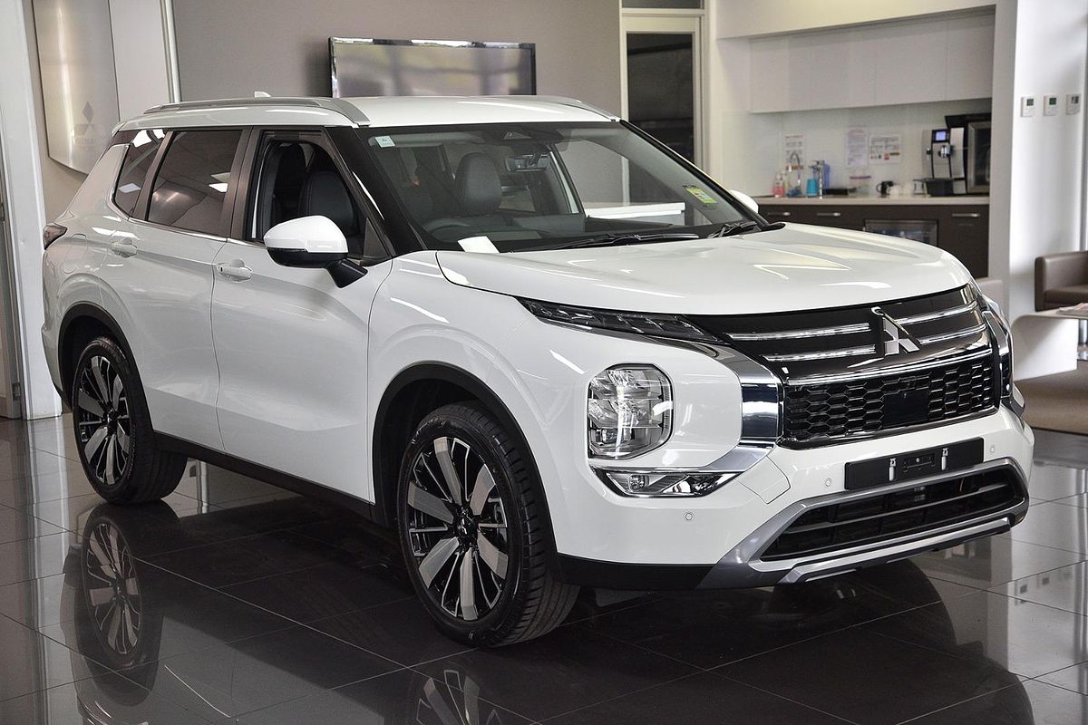 2025 Mitsubishi Outlander Aspire ZM