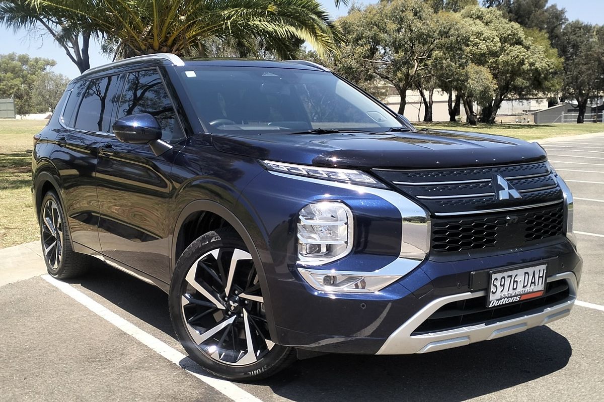 2024 Mitsubishi Outlander Exceed ZM