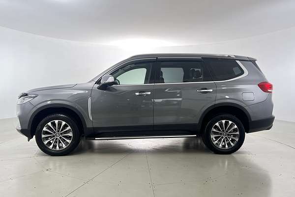 2022 LDV D90 Executive SV9A thumb-1