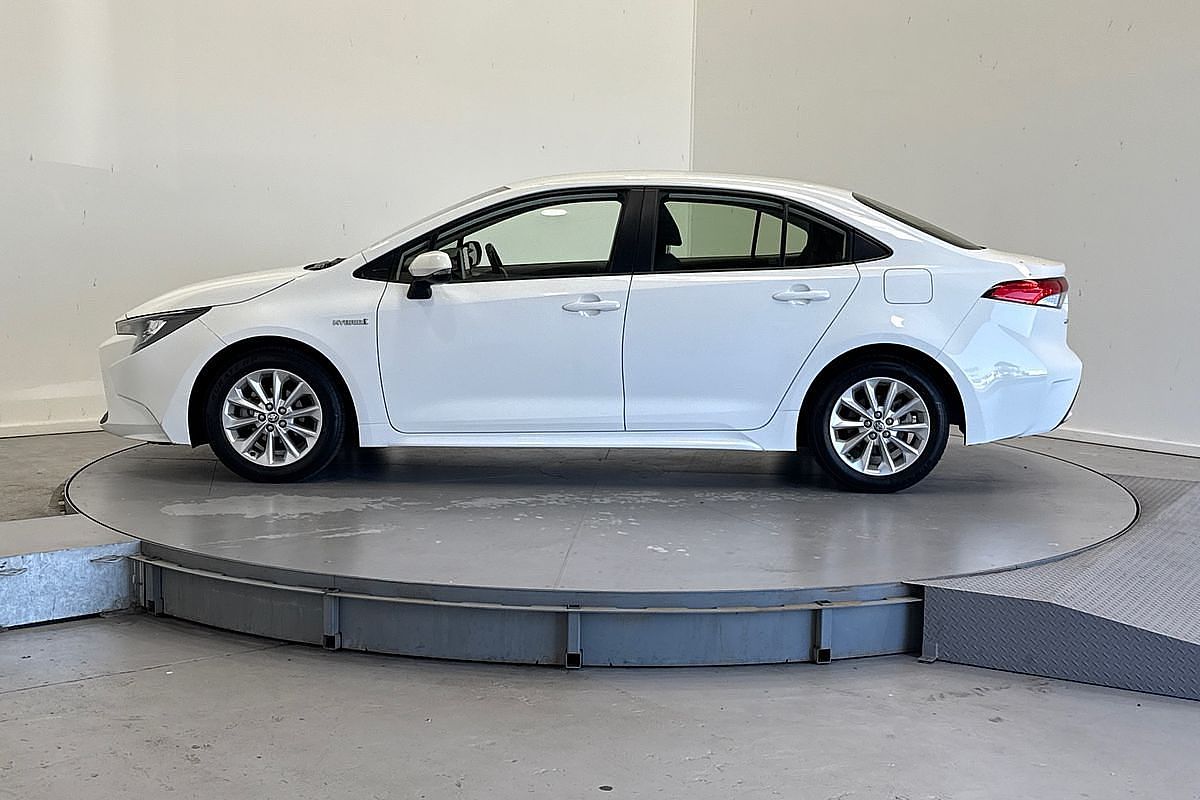 2022 Toyota Corolla Ascent Sport Hybrid ZWE211R