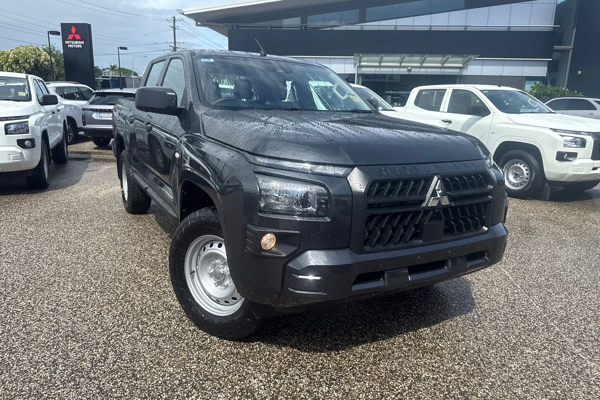 2025 Mitsubishi Triton GLX MV 4X4