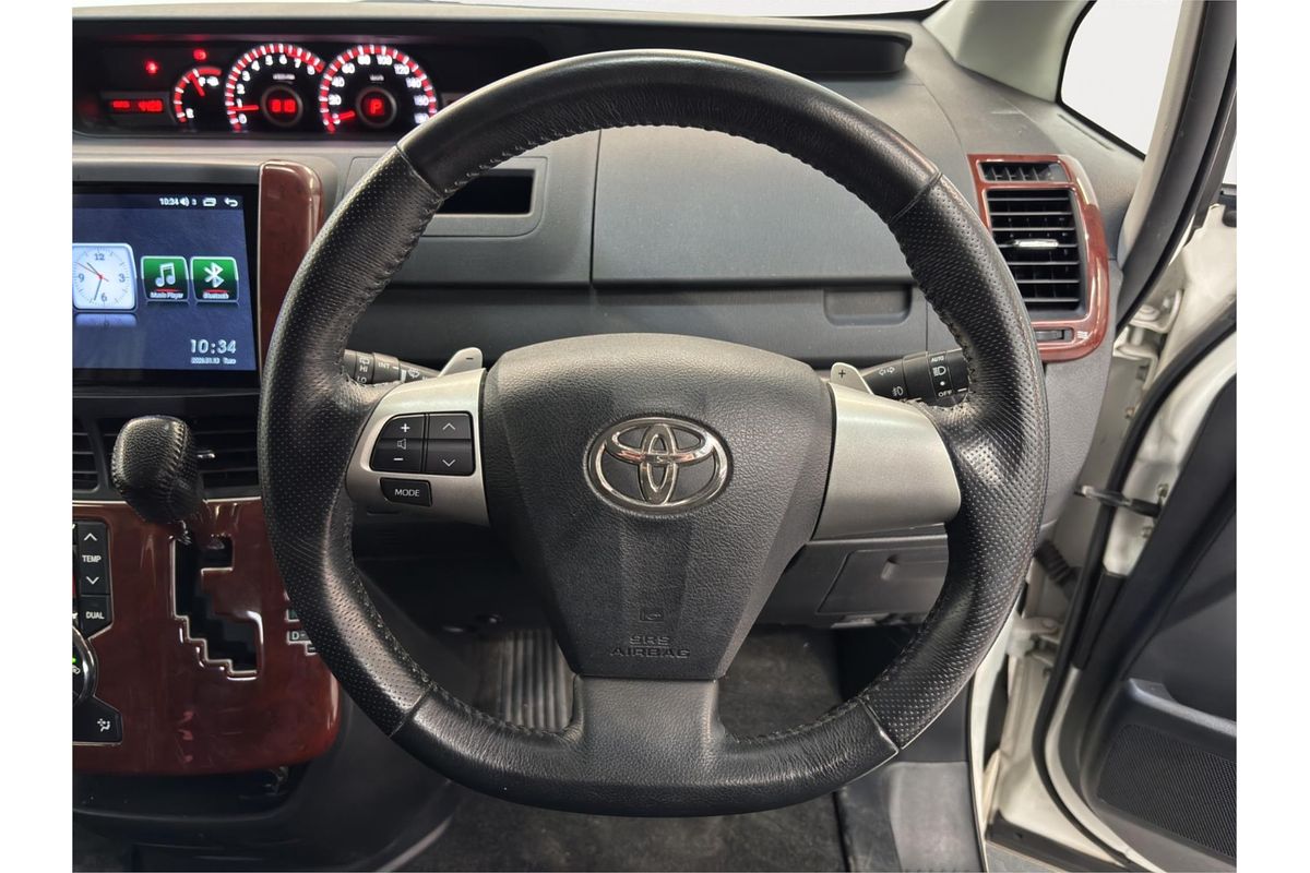 2010 Toyota Noah Si Slope Welcab