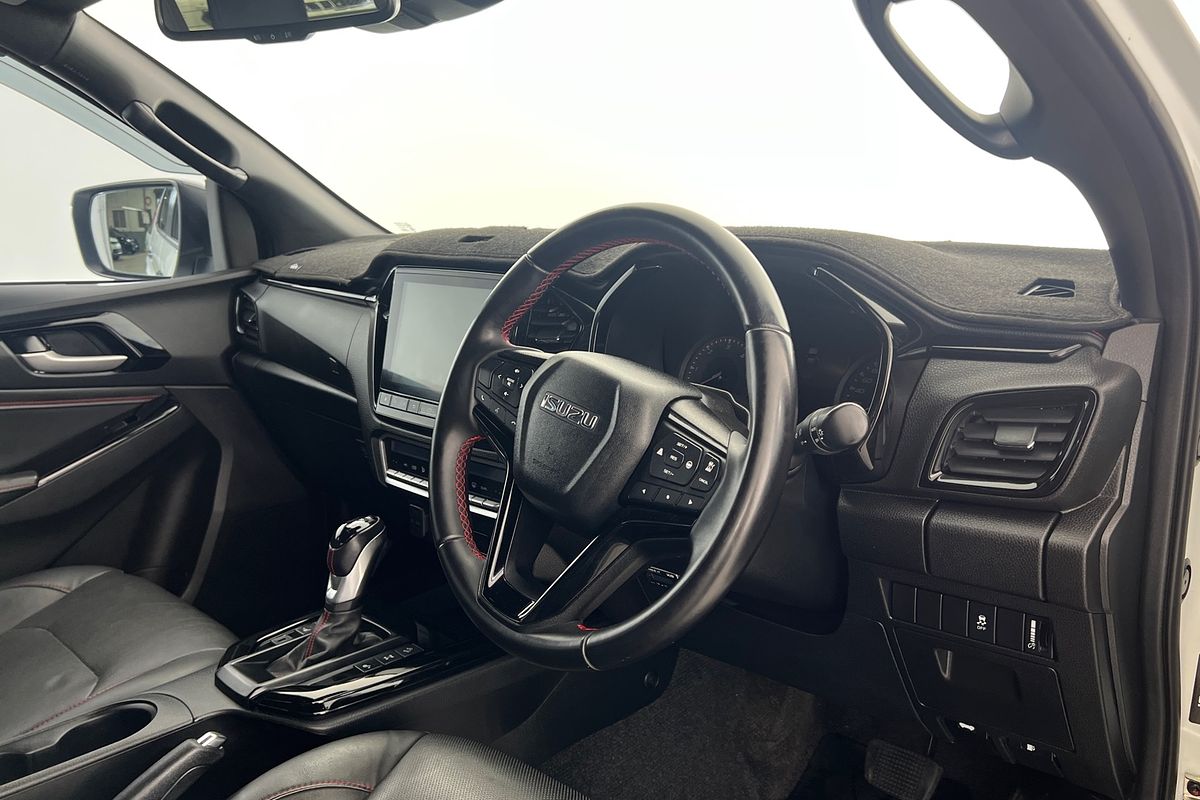 2022 Isuzu D-MAX X-TERRAIN 4X4