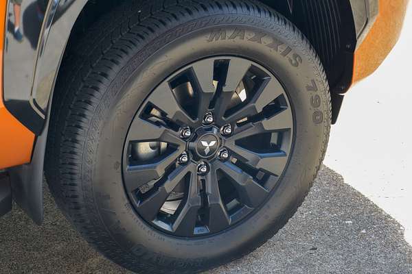 2025 Mitsubishi Triton GSR MV 4X4 thumb-3