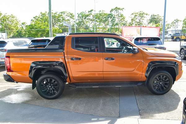 2025 Mitsubishi Triton GSR MV 4X4 thumb-4