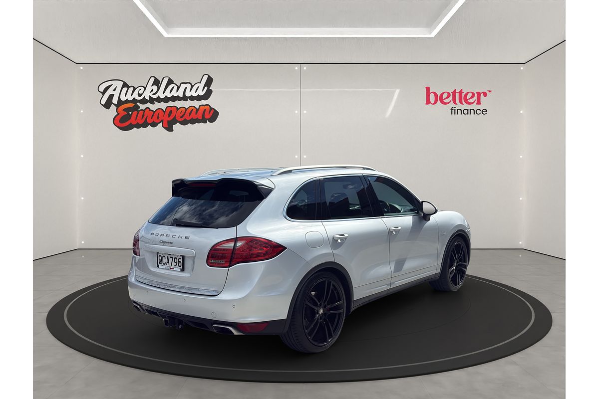 2011 Porsche Cayenne 4 DOOR SUV