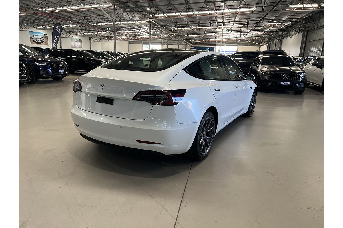 2022 Tesla Model 3 Rear-Wheel Drive