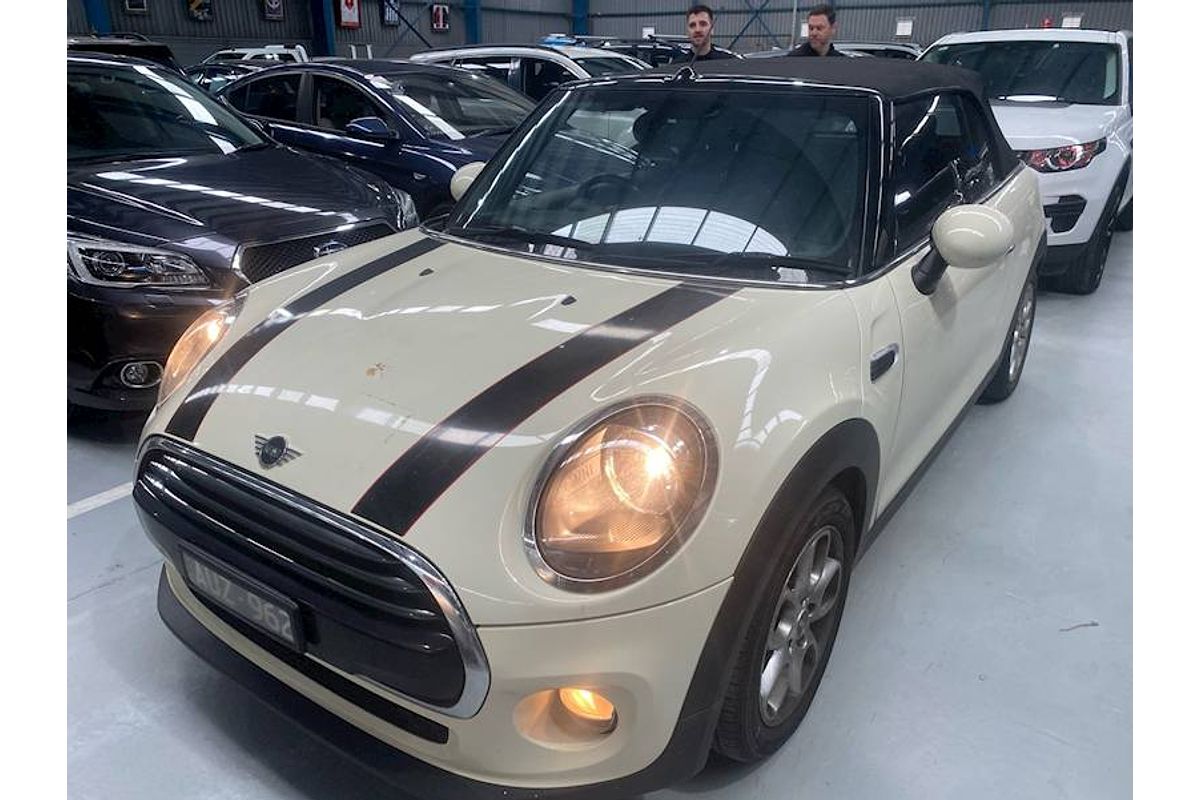 2018 MINI Convertible Cooper F57