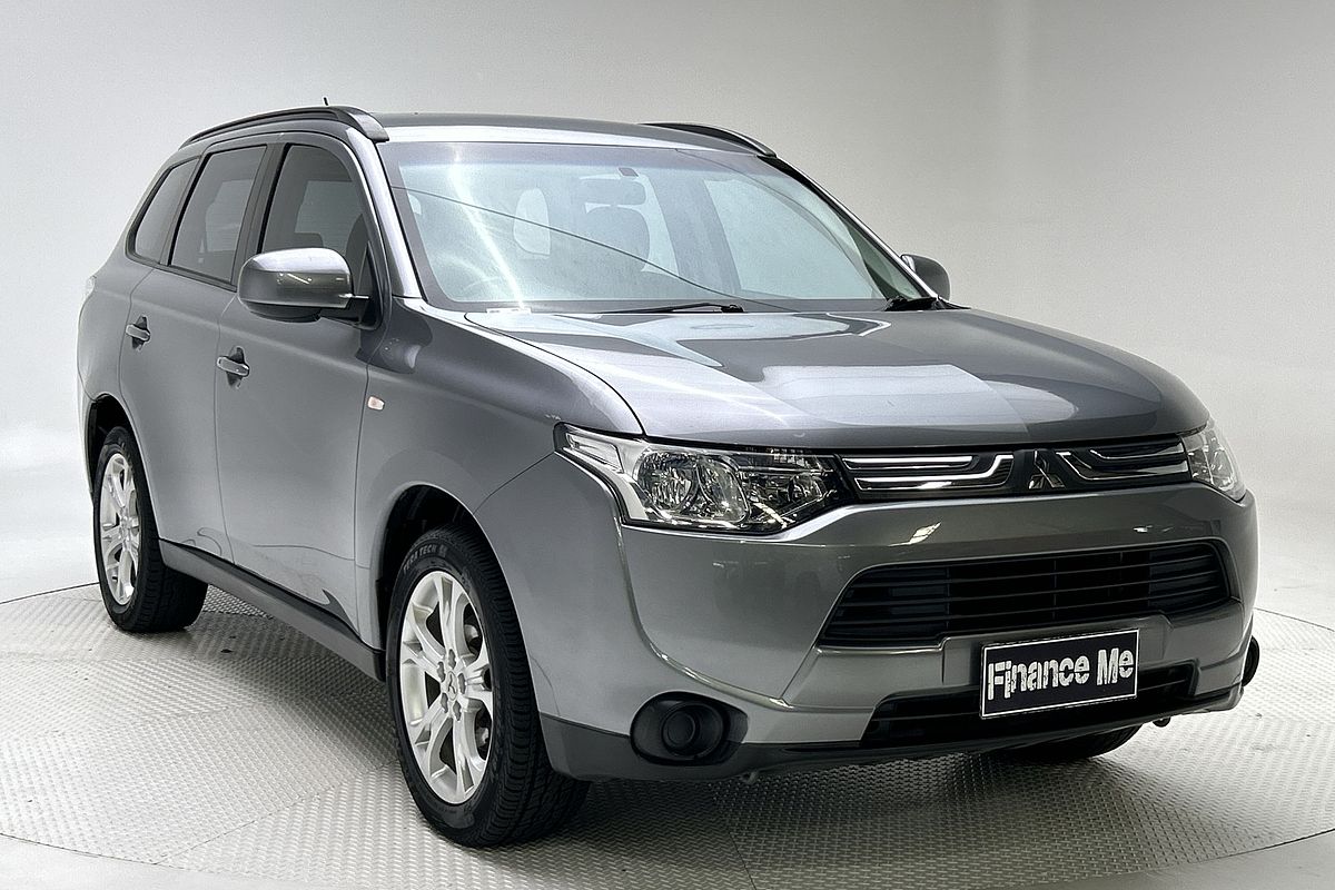 2013 Mitsubishi Outlander ES ZJ