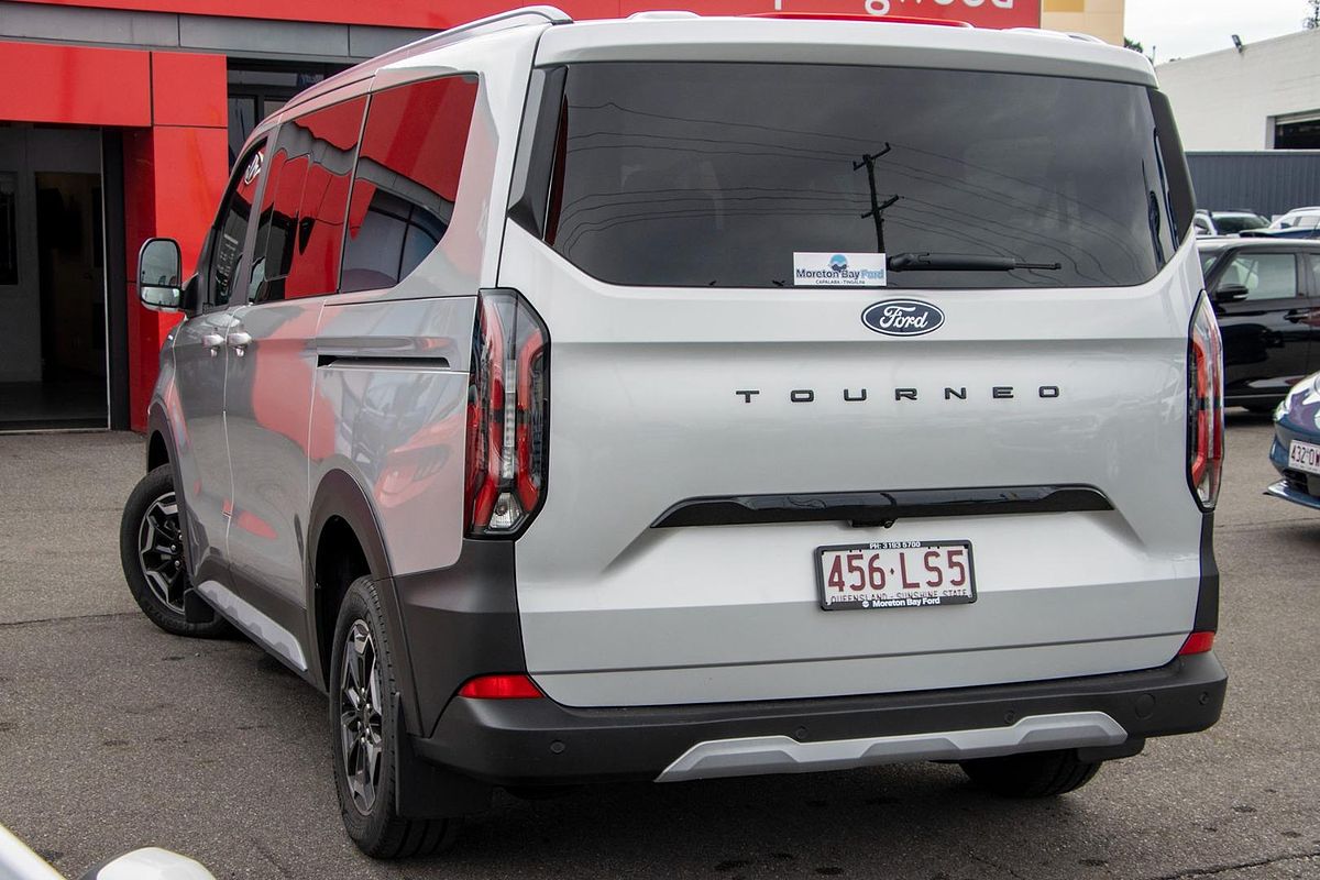 2024 Ford Tourneo Active AV SWB