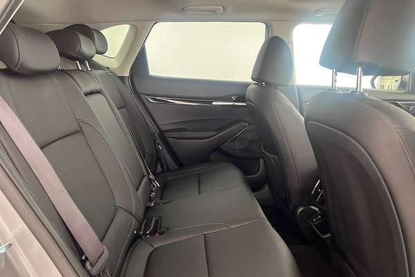 2024 Kia Seltos GT-Line SP2 PE thumb-10