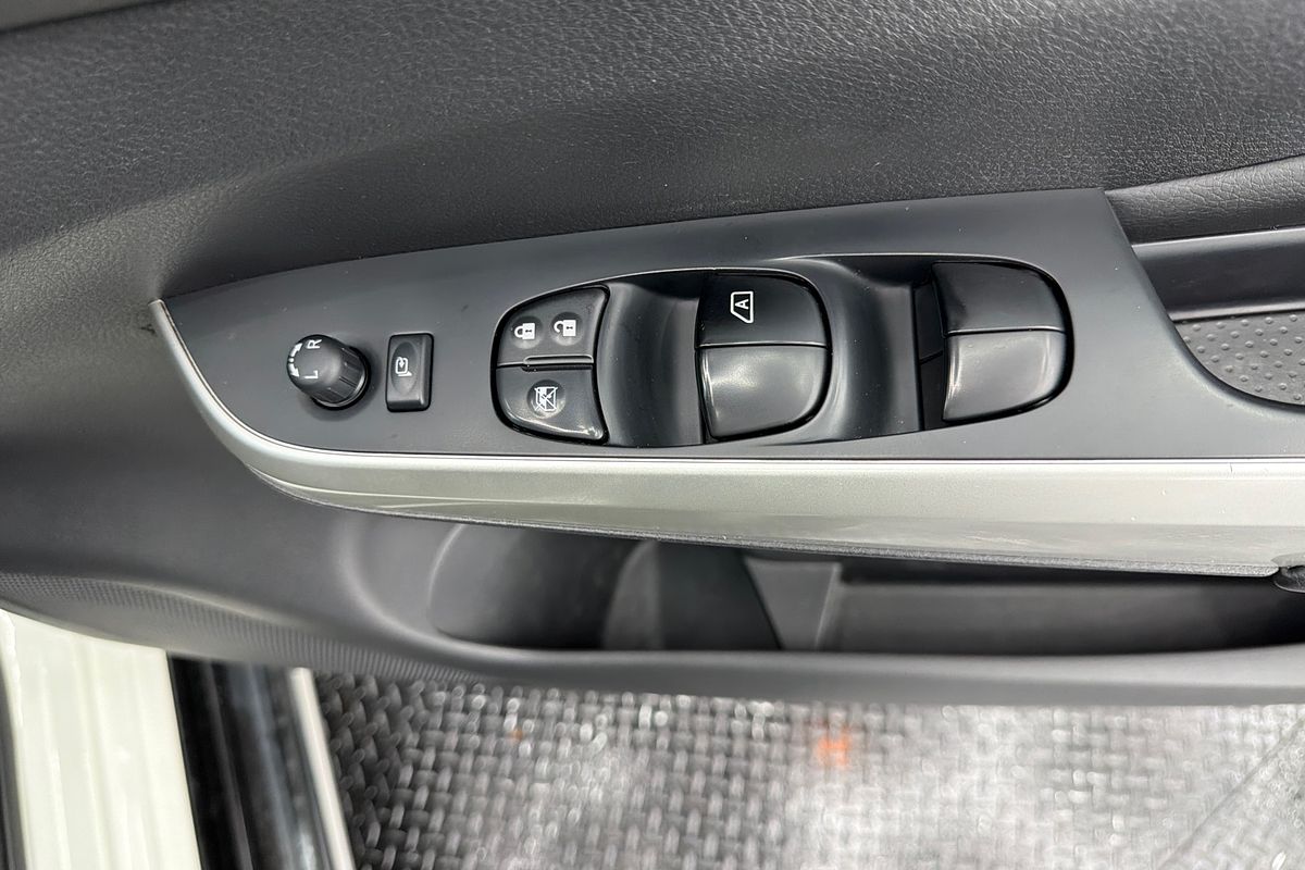 2017 Nissan Navara ST-X D23 Series 2 4X4