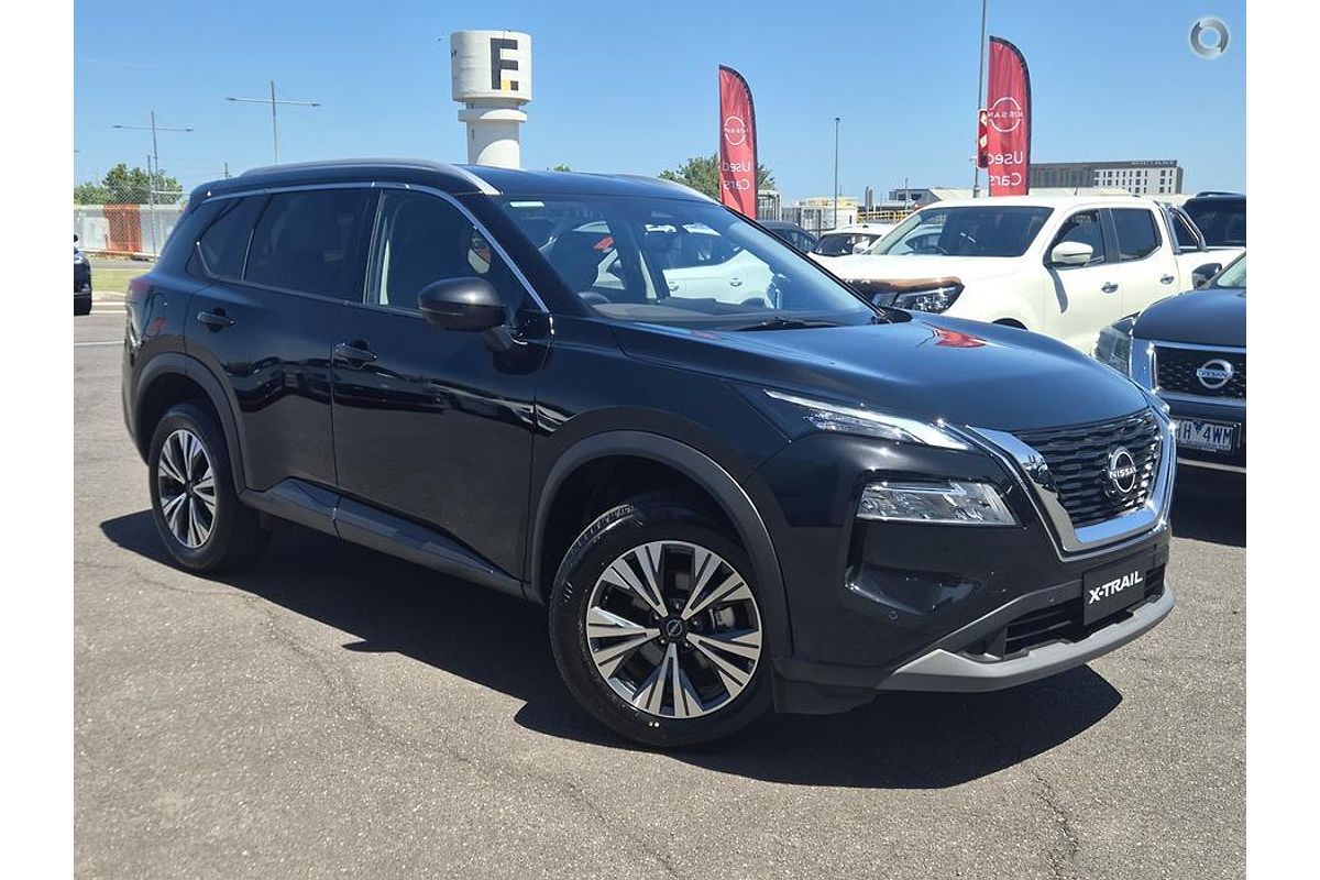 2025 Nissan X-TRAIL ST-L T33