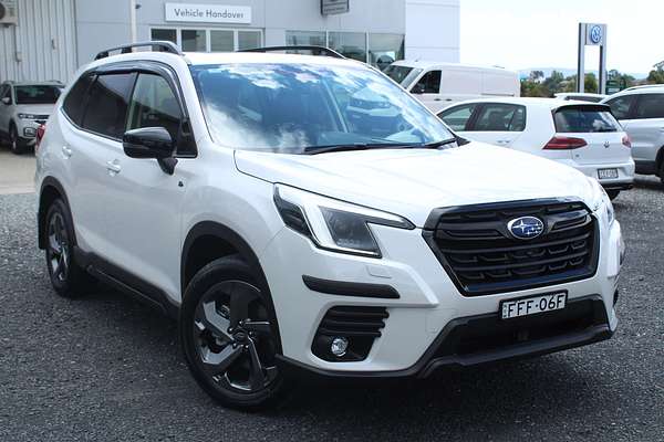2023 Subaru Forester 2.5i-S 50 Years Edition S5