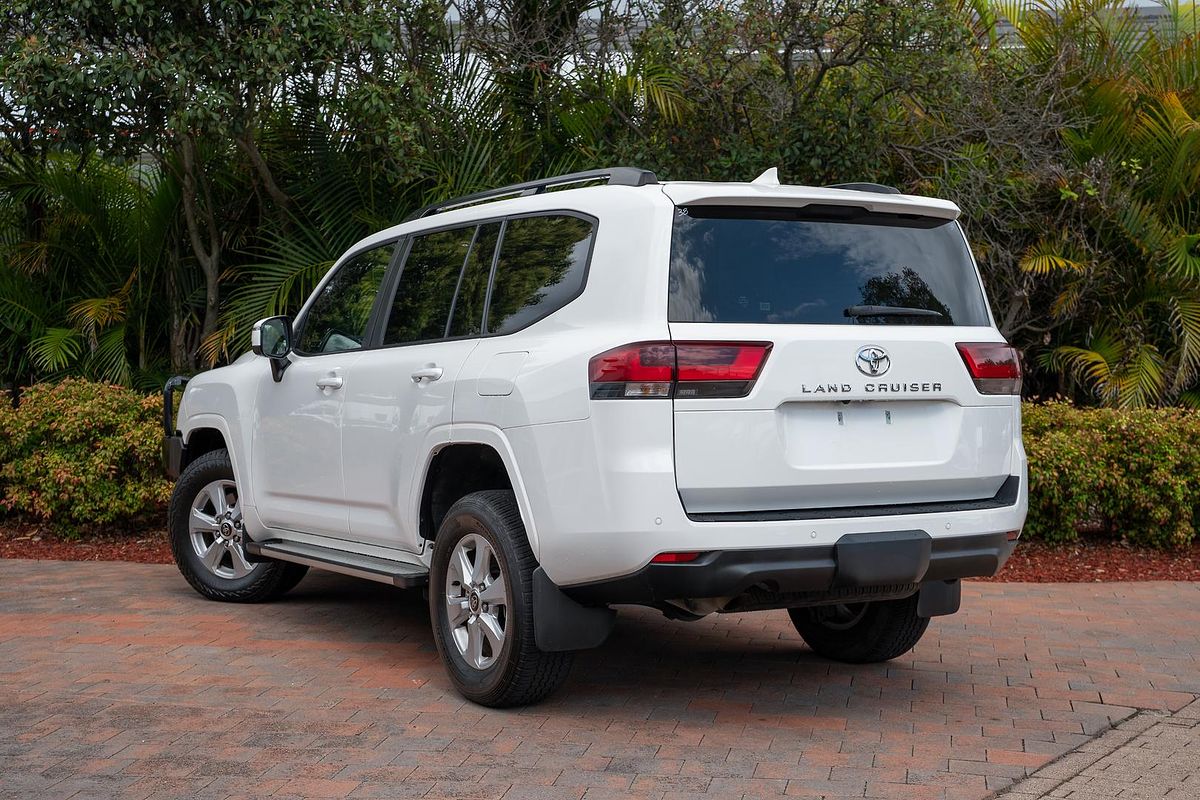 2023 Toyota Landcruiser GXL FJA300R