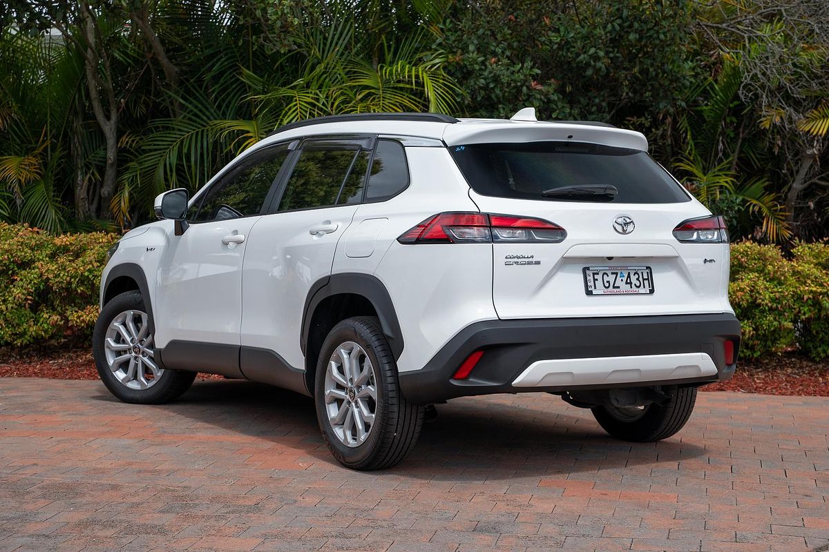 2024 Toyota Corolla Cross GXL MXGH10R