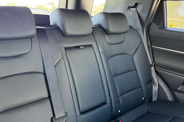 2025 KGM Torres Hybrid K40 J140 thumb-19