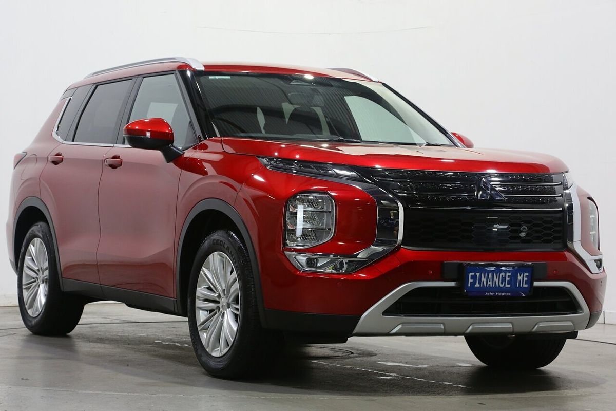 2024 Mitsubishi Outlander LS ZM