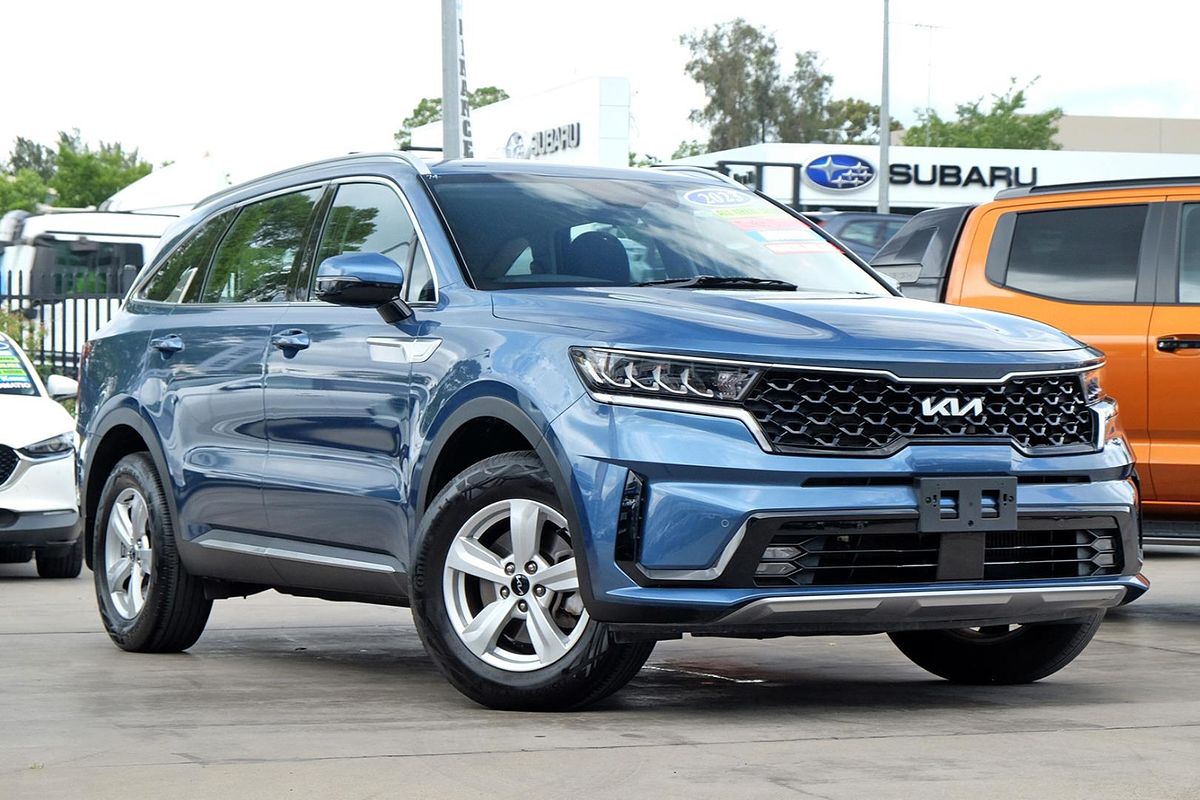 2023 Kia Sorento S MQ4