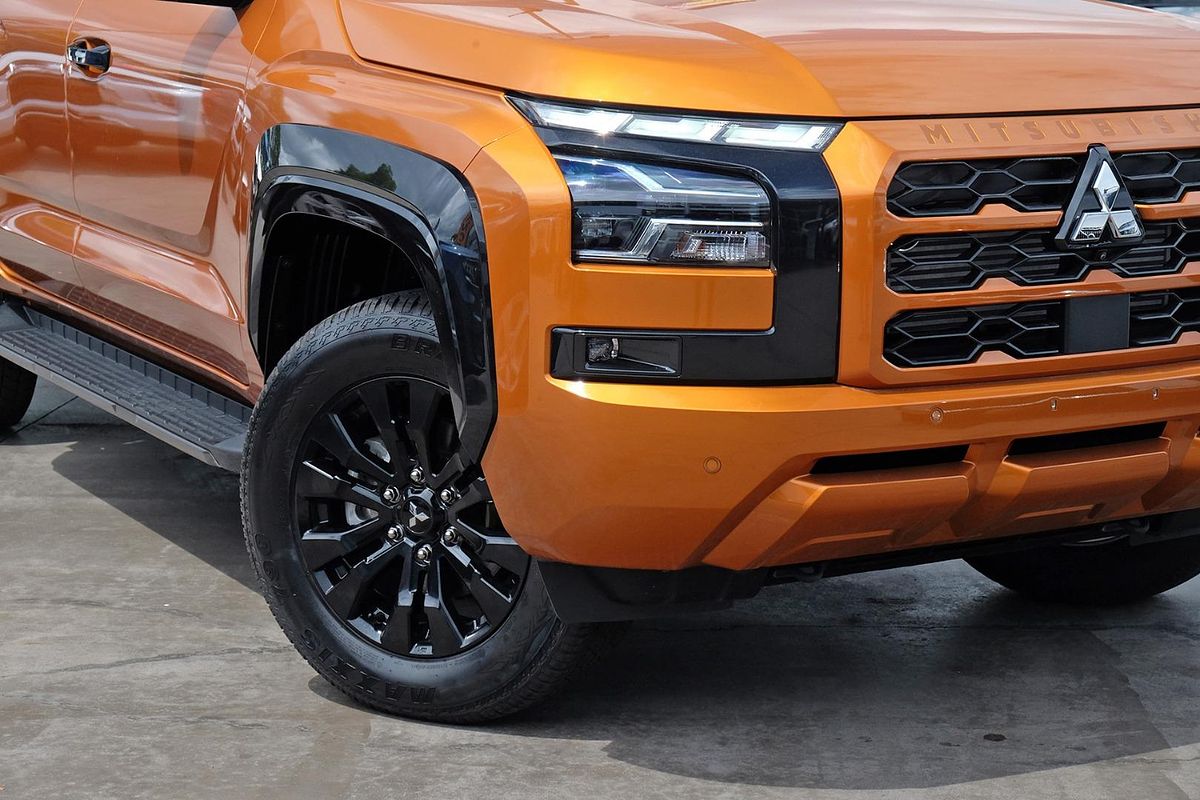 2025 Mitsubishi Triton GSR MV 4X4