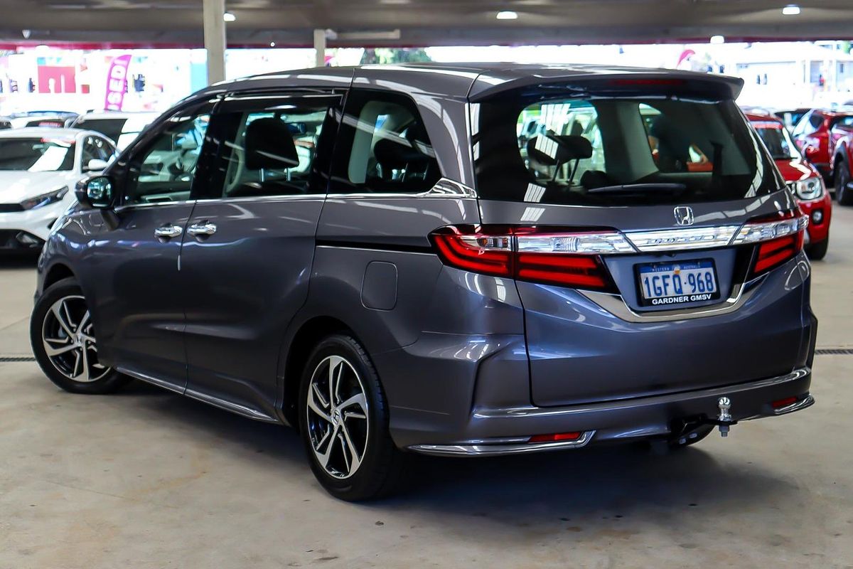 2017 Honda Odyssey VTi-L 5th Gen