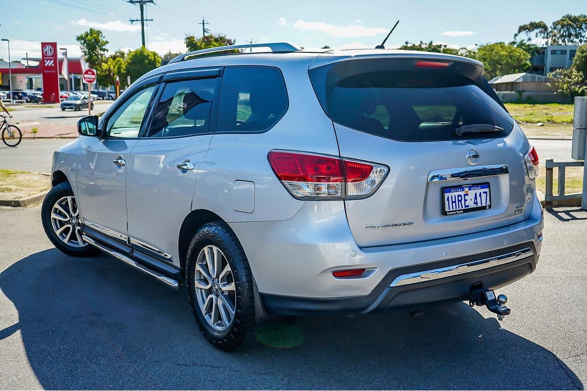 2015 Nissan Pathfinder ST-L R52