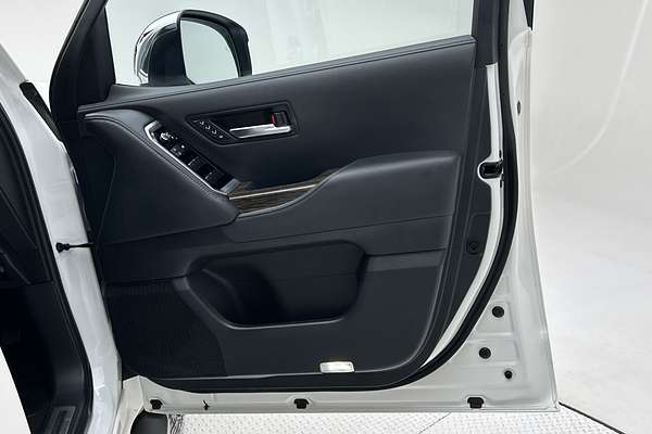 2024 Toyota Landcruiser Sahara FJA300R thumb-18