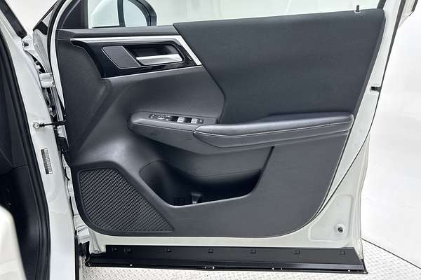 2024 Mitsubishi Outlander ES ZM thumb-18