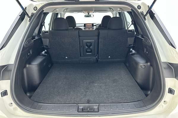 2024 Mitsubishi Outlander ES ZM thumb-20