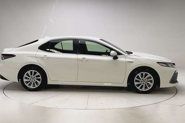 2022 Toyota Camry Ascent AXVH70R thumb-8