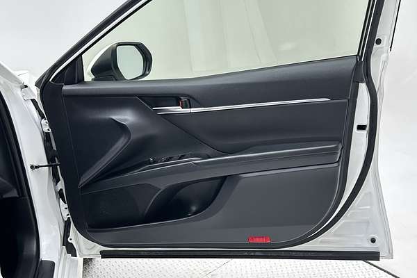 2022 Toyota Camry Ascent AXVH70R thumb-18