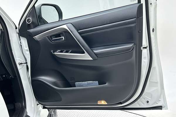 2020 Mitsubishi Pajero Sport Exceed QF thumb-18