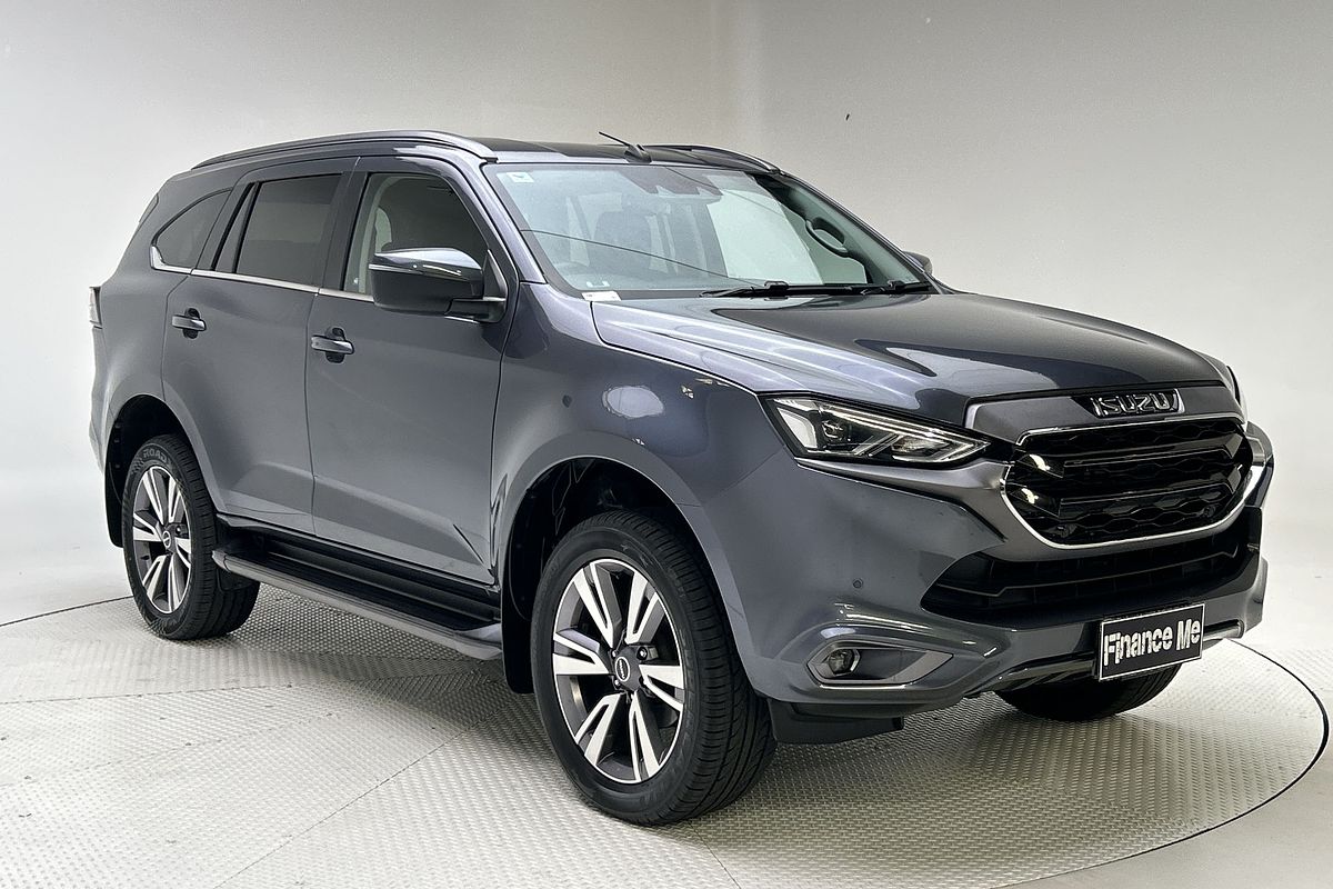 2022 Isuzu MU-X LS-T