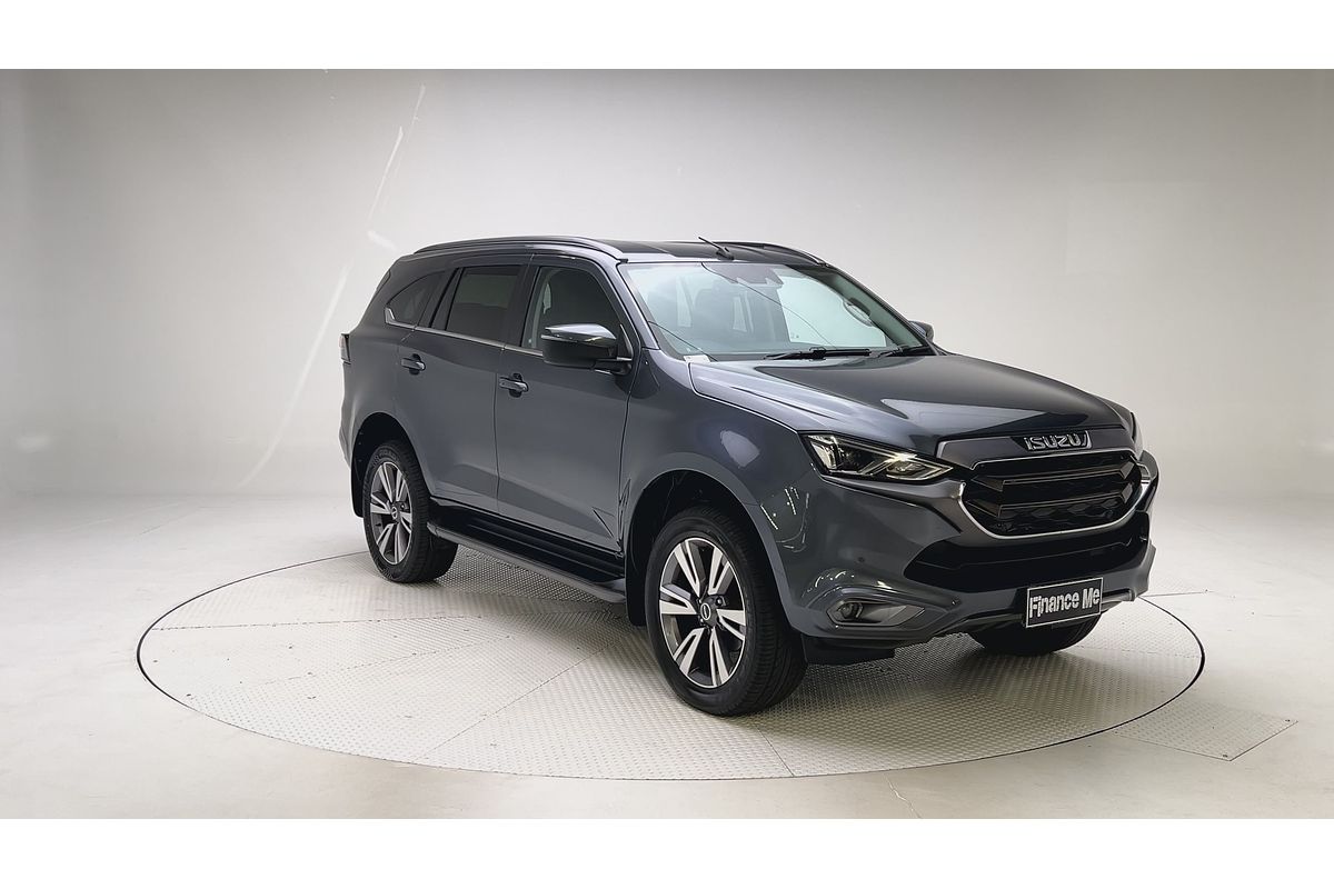 2022 Isuzu MU-X LS-T