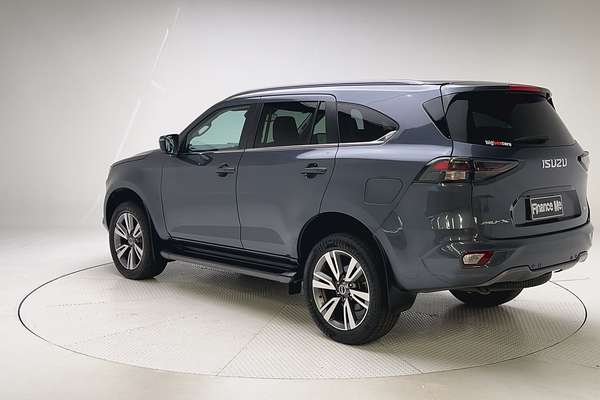 2022 Isuzu MU-X LS-T thumb-5