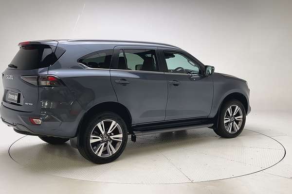 2022 Isuzu MU-X LS-T thumb-7