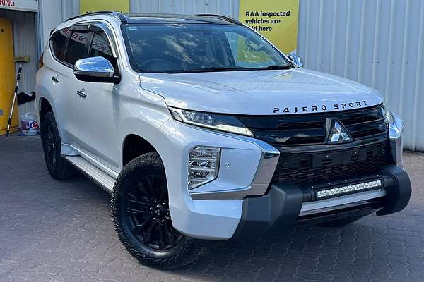 2022 Mitsubishi Pajero Sport GSR QF thumb-0