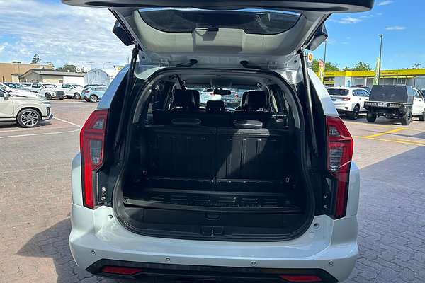 2022 Mitsubishi Pajero Sport GSR QF thumb-10