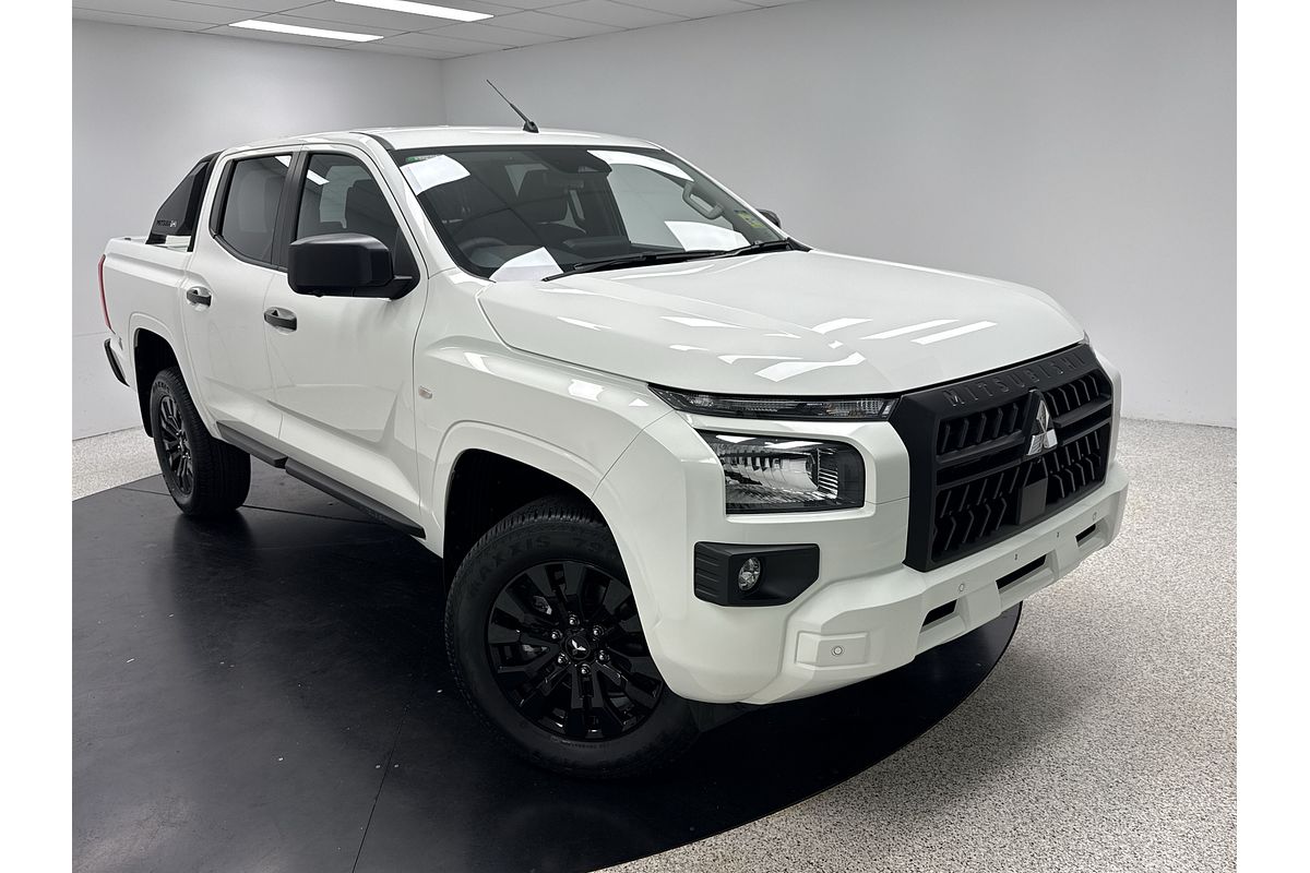 2025 Mitsubishi Triton GLX-R MV 4X4