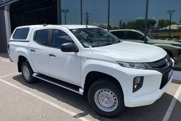 2019 Mitsubishi Triton GLX+ MR 4X4