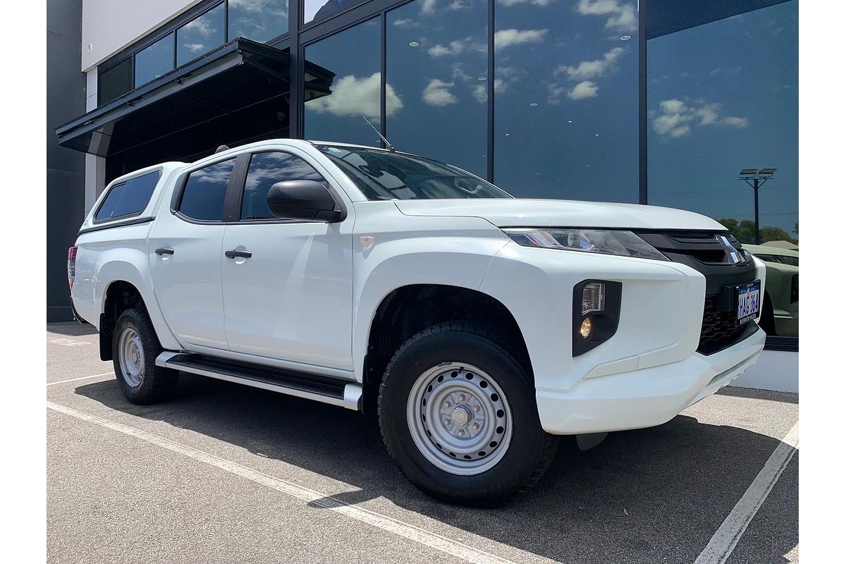 2019 Mitsubishi Triton GLX+ MR 4X4