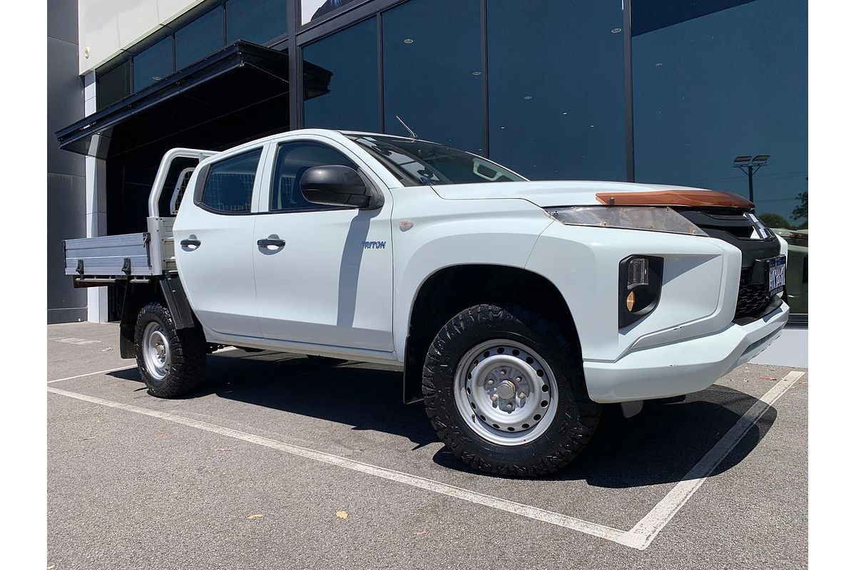 2019 Mitsubishi Triton GLX MR 4X4