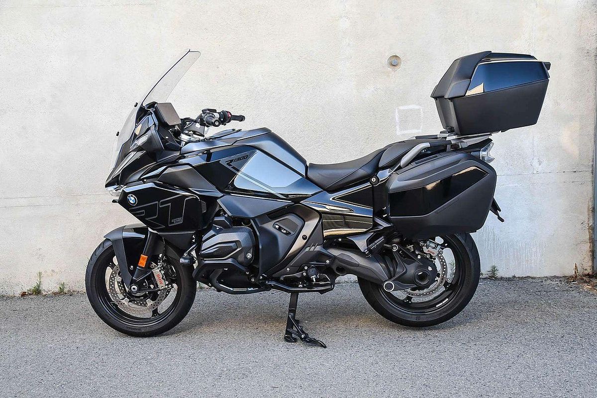 2025 BMW R 1300 RT Triple Black R 1300