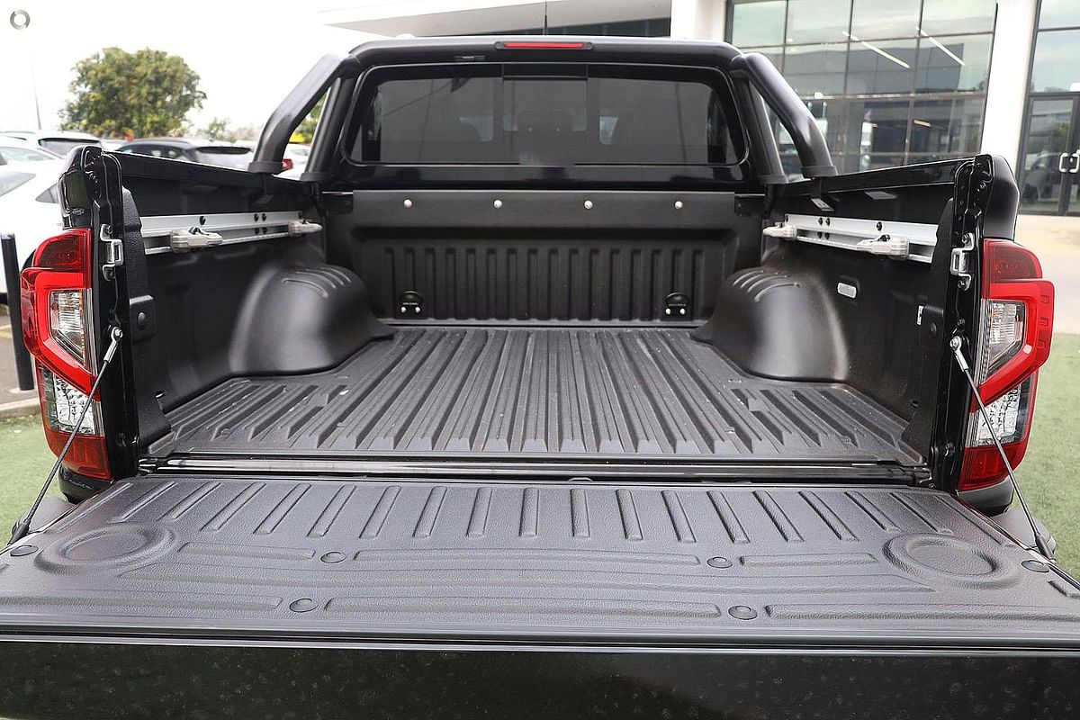 2025 Nissan Navara PRO-4X D23 4X4