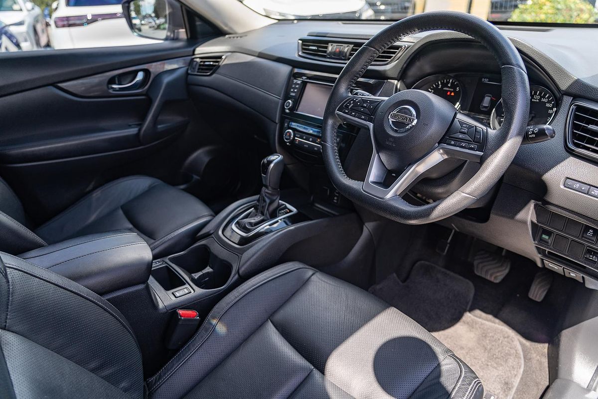 2020 Nissan X-TRAIL ST-L T32