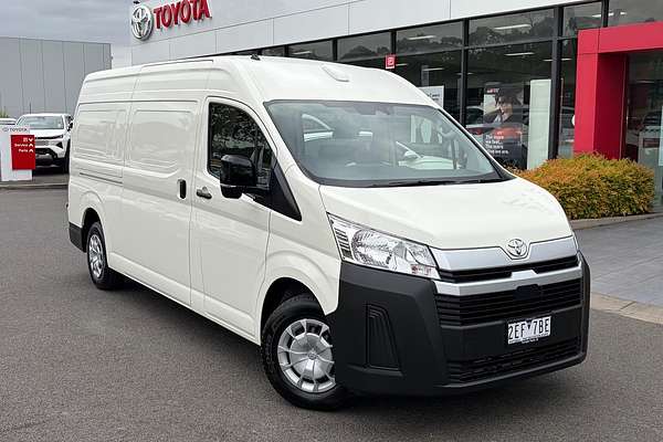 2025 Toyota Hiace  GDH320R ELWB High Roof
