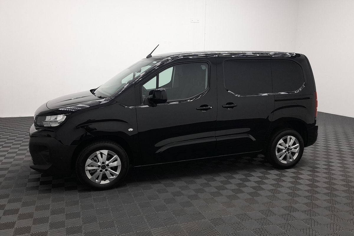 2025 Peugeot Partner Premium K9 SWB Low Roof