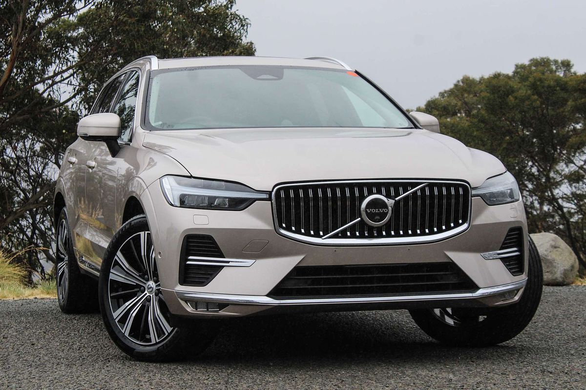2023 Volvo XC60 Ultimate B5 Bright
